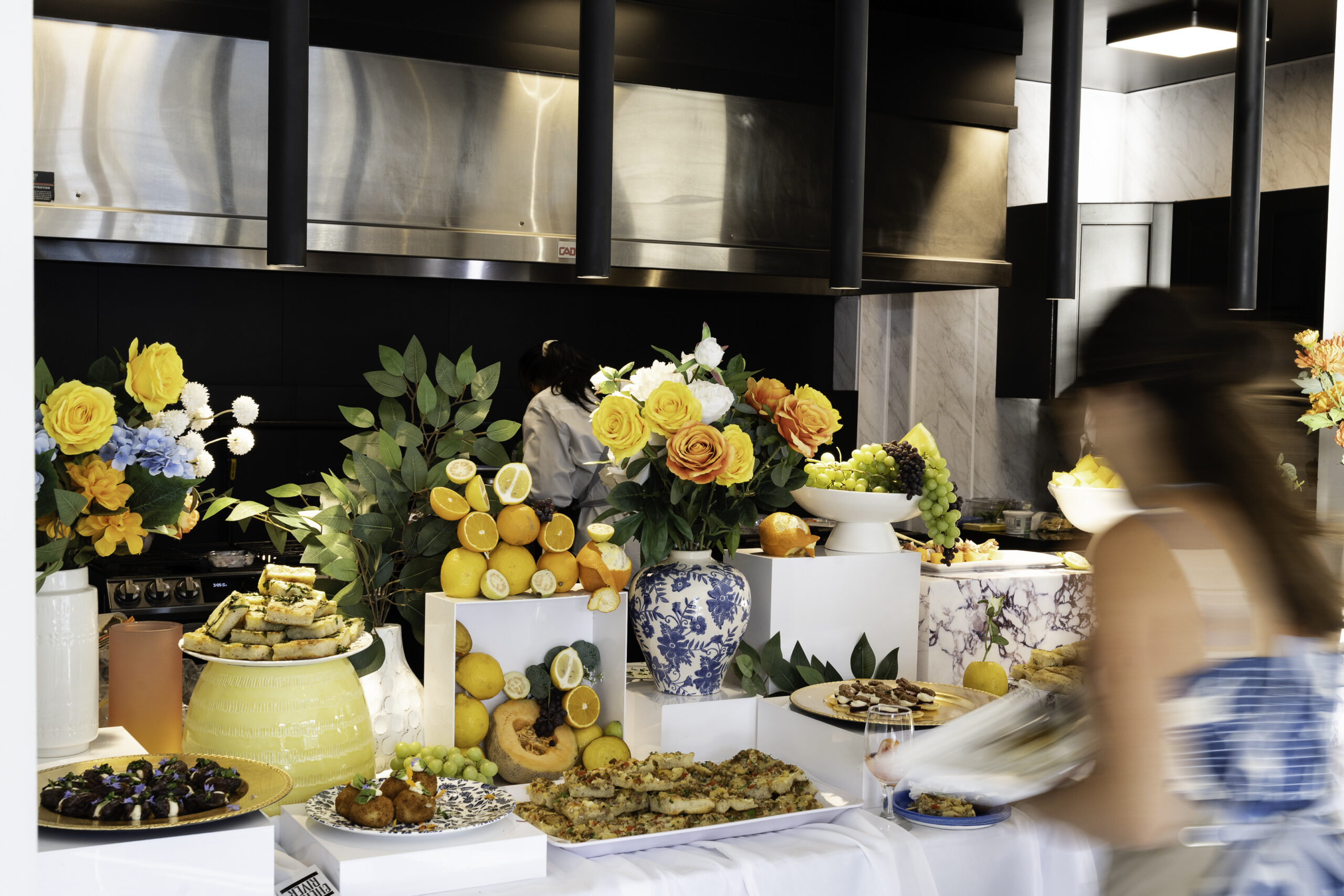 Buffet coloré auberge